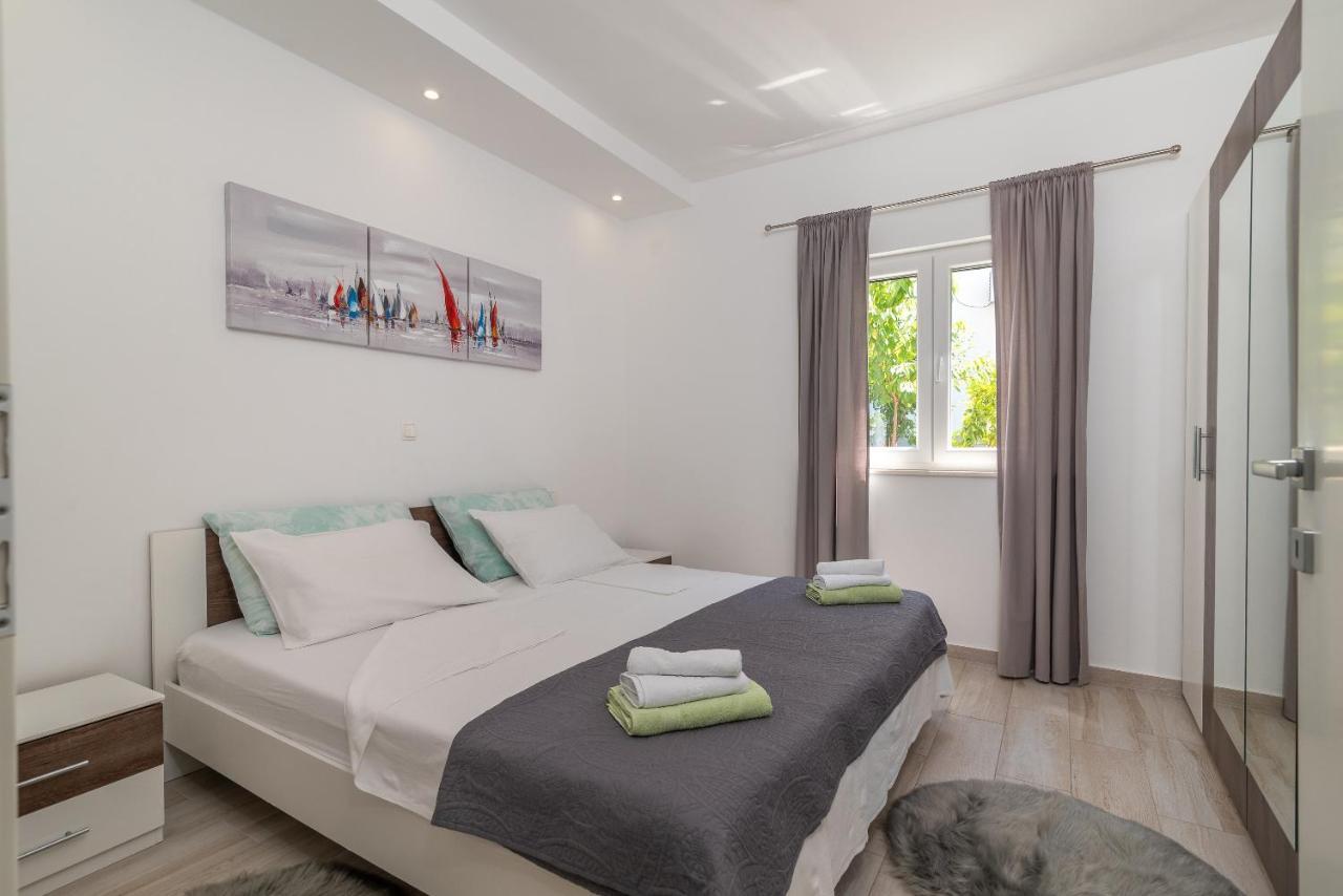 Apartment Ela Trogir Ngoại thất bức ảnh