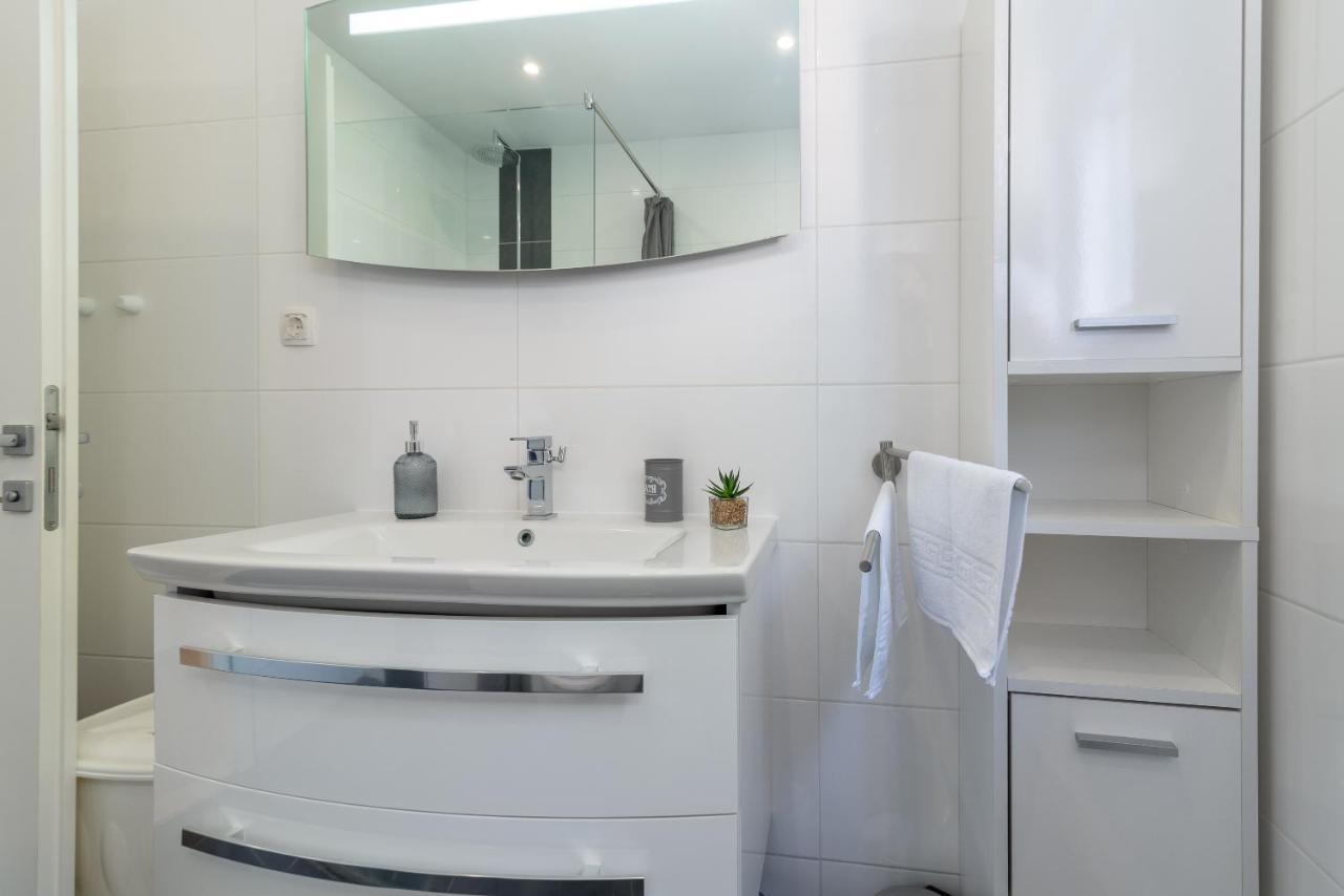 Apartment Ela Trogir Ngoại thất bức ảnh