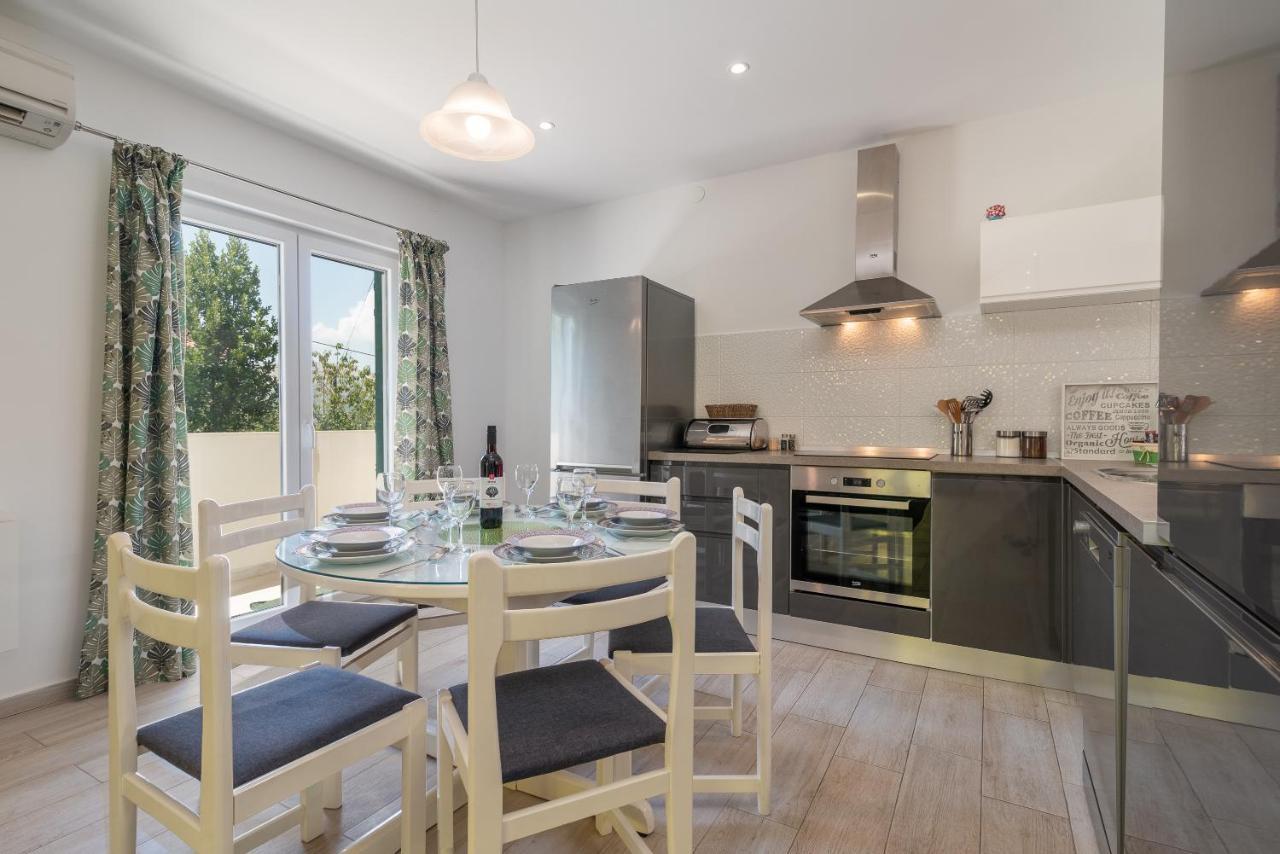 Apartment Ela Trogir Ngoại thất bức ảnh