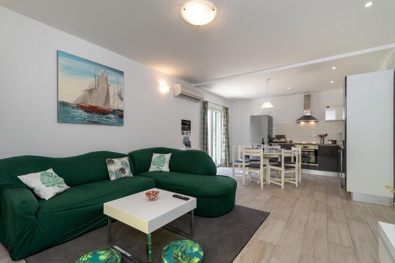 Apartment Ela Trogir Ngoại thất bức ảnh