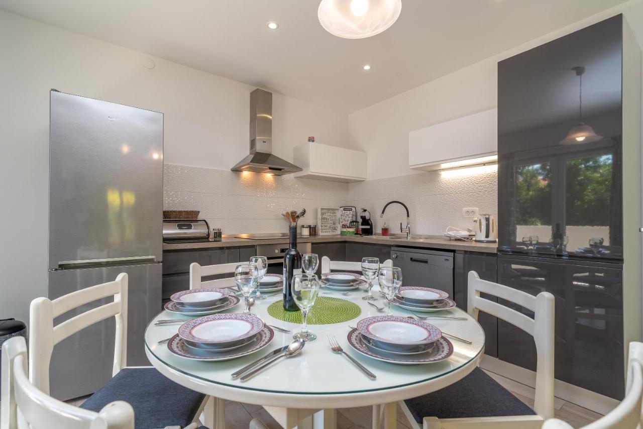Apartment Ela Trogir Ngoại thất bức ảnh