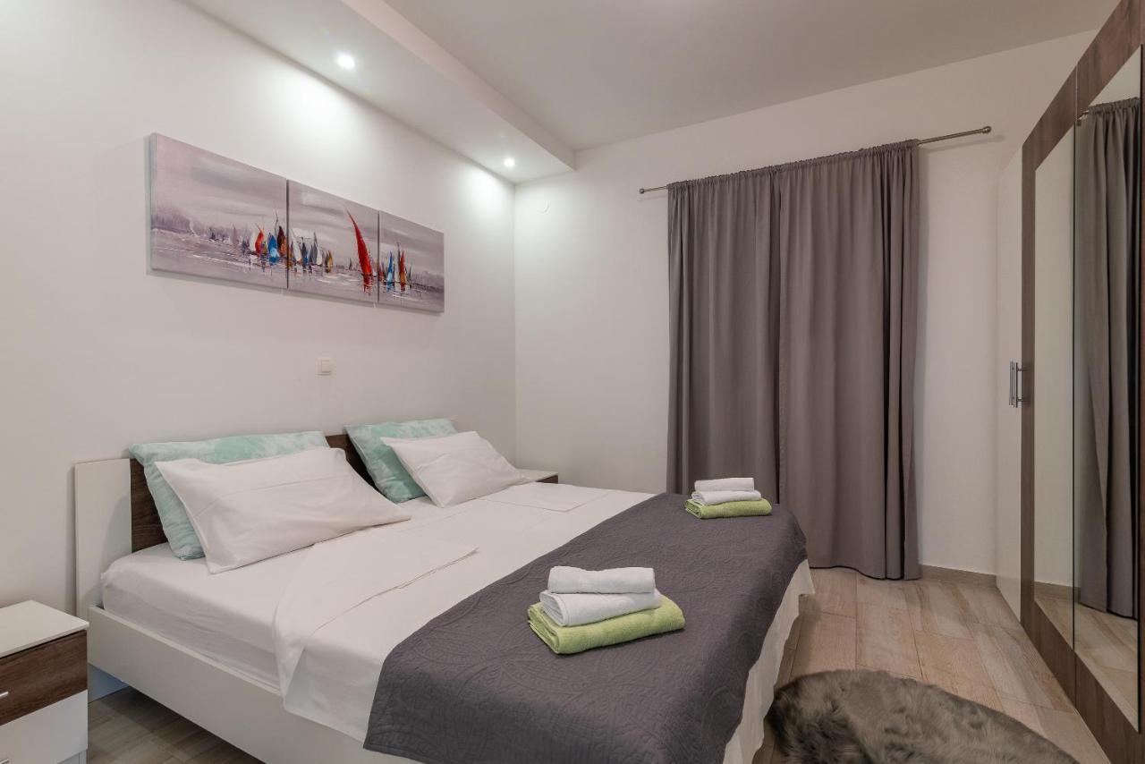 Apartment Ela Trogir Ngoại thất bức ảnh